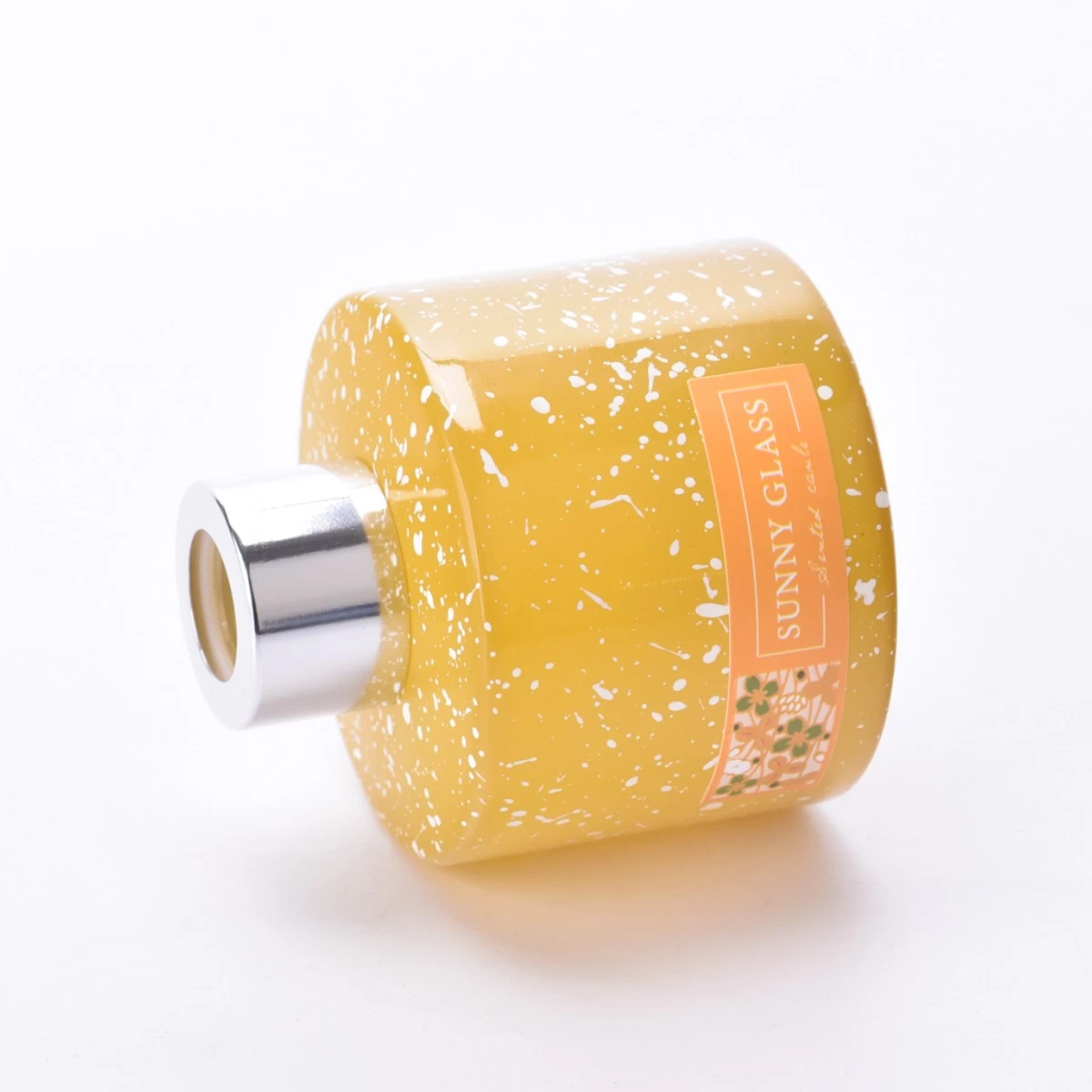China High quality yellow glass diffuser bottle for home decoration manufacturer