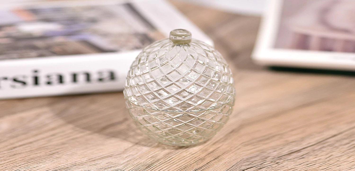 Wholesale spherical rhombus-shaped glass candle jars with lids