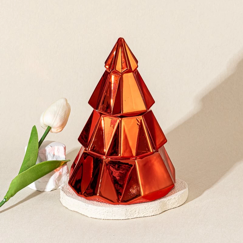 Wholesale geometric faceted red Christmas tree glass candle cans with lids