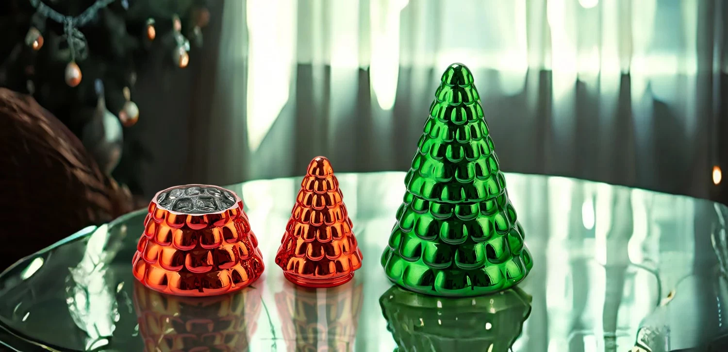 Wholesale bionic pine needle Christmas tree glass candle jar with lids