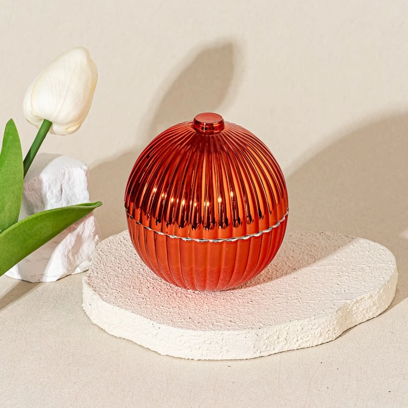 4-ounce spherical Christmas red glass candle jar with lid wholesale