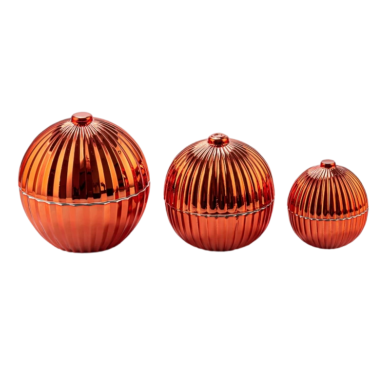 Tsina 4-Ounce Spherical Christmas Red Glass Candle Jar na may Lid Wholesale Manufacturer