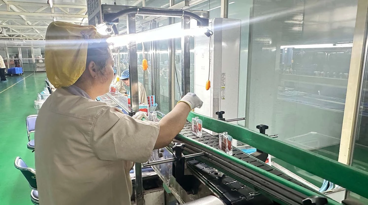 glass perfume bottles manufacturer