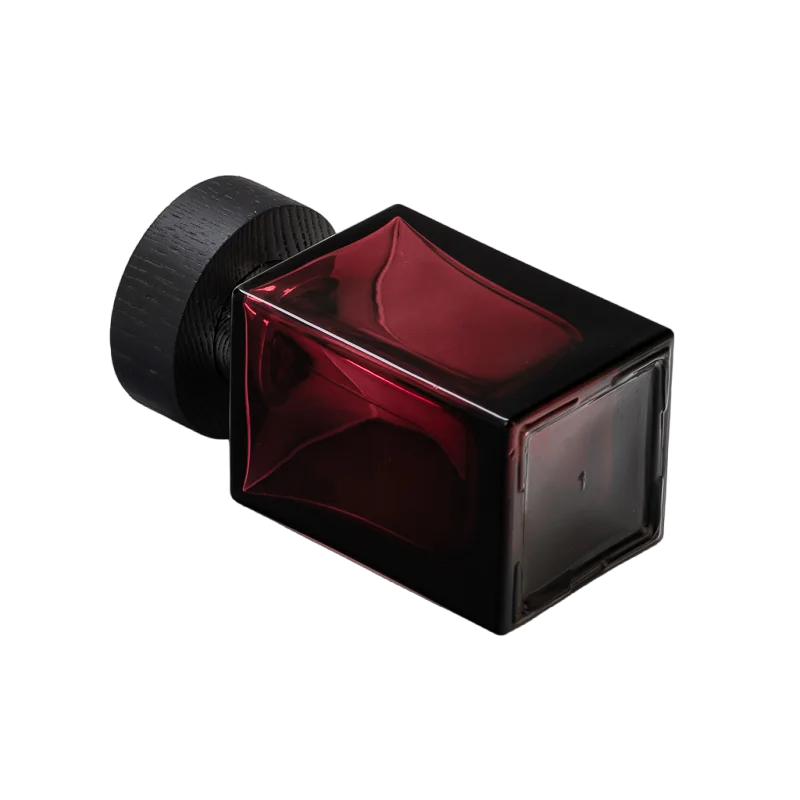 China Wholesale red square luxury glass perfume bottles for alcohol manufacturer