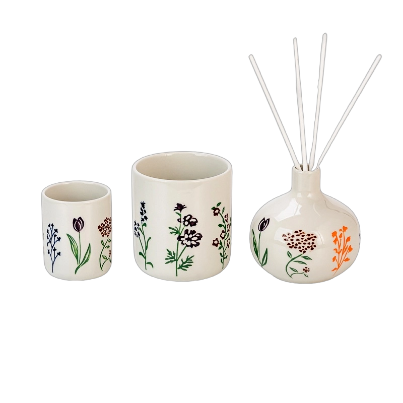 Wholesale Cream White Embossed Wildflower Ceramic Candle Jars