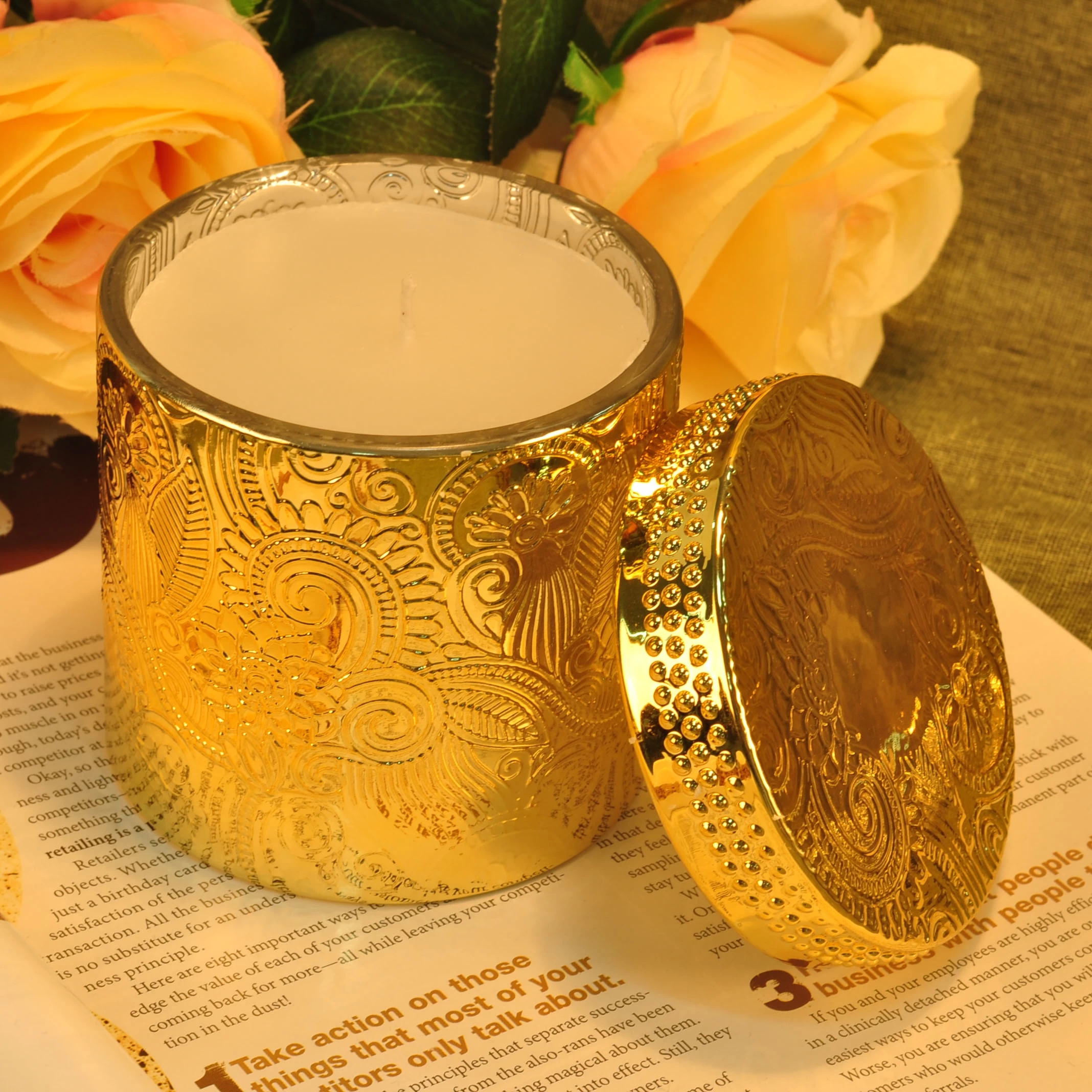 Hot sales custom golden Glass candle jar with glass lids