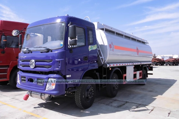 ‌China Heavy-Duty Tanker Trucks Bulk Transport‌