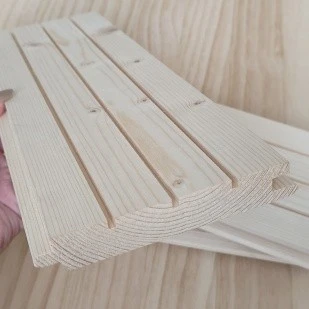 შანდონგის ნაძვის კედლის პანელის ქარხანა პირდაპირი მიწოდება ბუნებრივი მყარი ხის ეკო მეგობრული კედლის პანელის მიმწოდებელი