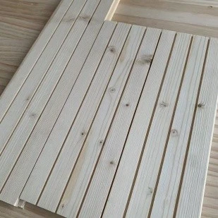 შანდონგის ნაძვის კედლის პანელის ქარხანა პირდაპირი მიწოდება ბუნებრივი მყარი ხის ეკო მეგობრული კედლის პანელის მიმწოდებელი