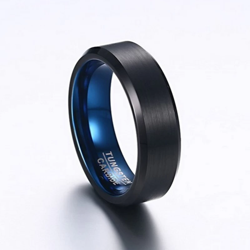 Beliebte 6mm flache und abgeschrägte Kanten Satin gebürstet Zwei getönte Wolframkarbid Ring für Männer Schwarzer und Blauer Wolframkarbid Ring China Lieferant