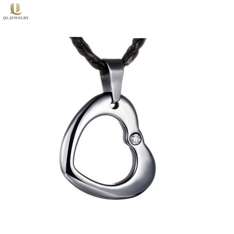 Incroyable Collier de pendentif en carbure de tungstène en forme de coeur ouvert en forme de tungstène avec bijoux de coeur en pierre CZ Chine fournisseur