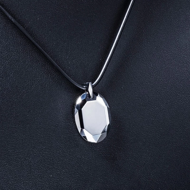 Hohe Qualität Herrengeschenk Hohe polierte und facettenreiche Wolframkarbid Anhänger Oval Wolfram Hund Tag China Hersteller