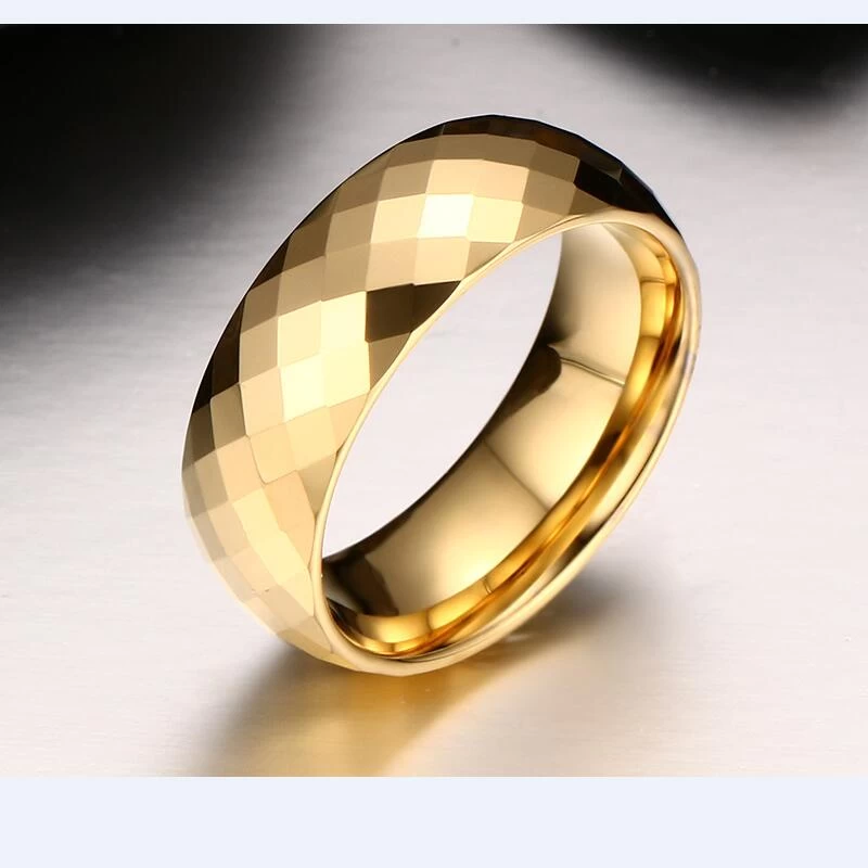 6mm / 8mm gewölbter und gold Wolframkarbidring mit shinny facettiertes Bling Hochzeitspaar Wolframringe und -bänder für Mann und Frauen aus China Fabrik