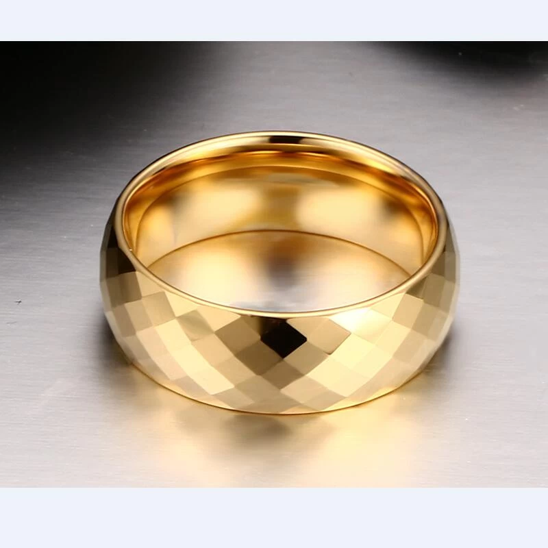 6mm / 8mm gewölbter und gold Wolframkarbidring mit shinny facettiertes Bling Hochzeitspaar Wolframringe und -bänder für Mann und Frauen aus China Fabrik