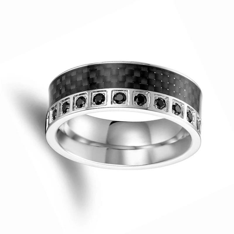 Bague en carbure de tungstène de tungstène de style le plus récent avec un cercle de fibre de carbone noir et de pierres noires de CZ sur un côté