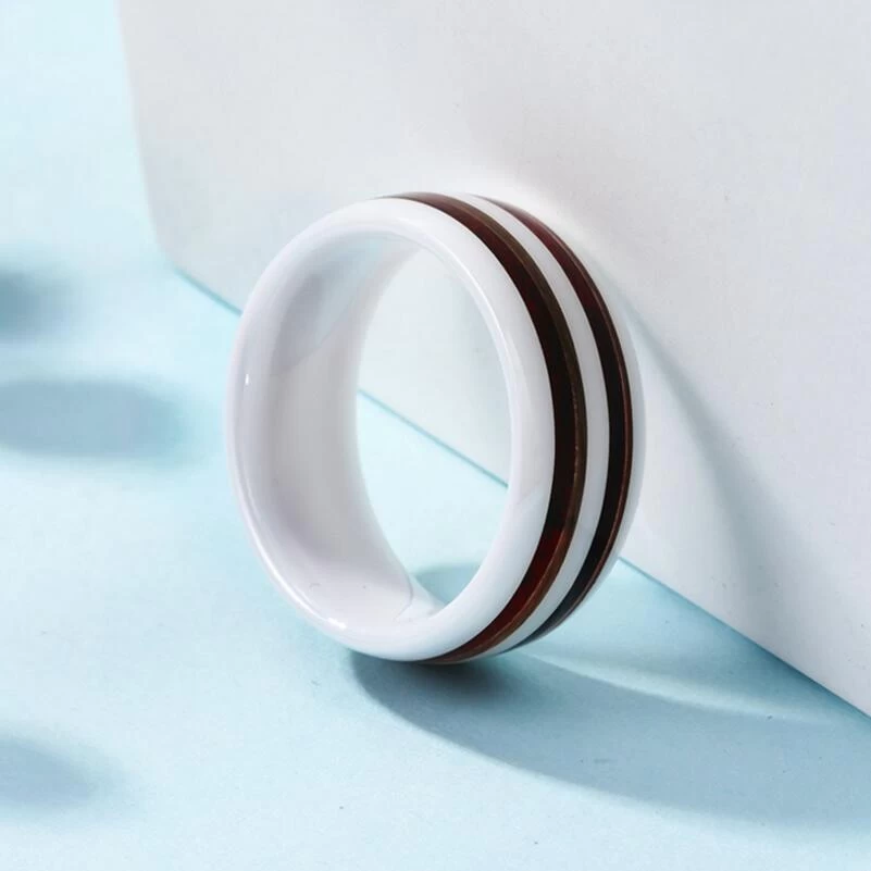 Deux styles différent bois d\'incrustation en céramique blanche bague de mariée en céramique mode céramique bague en céramique Chine fournisseur / usine