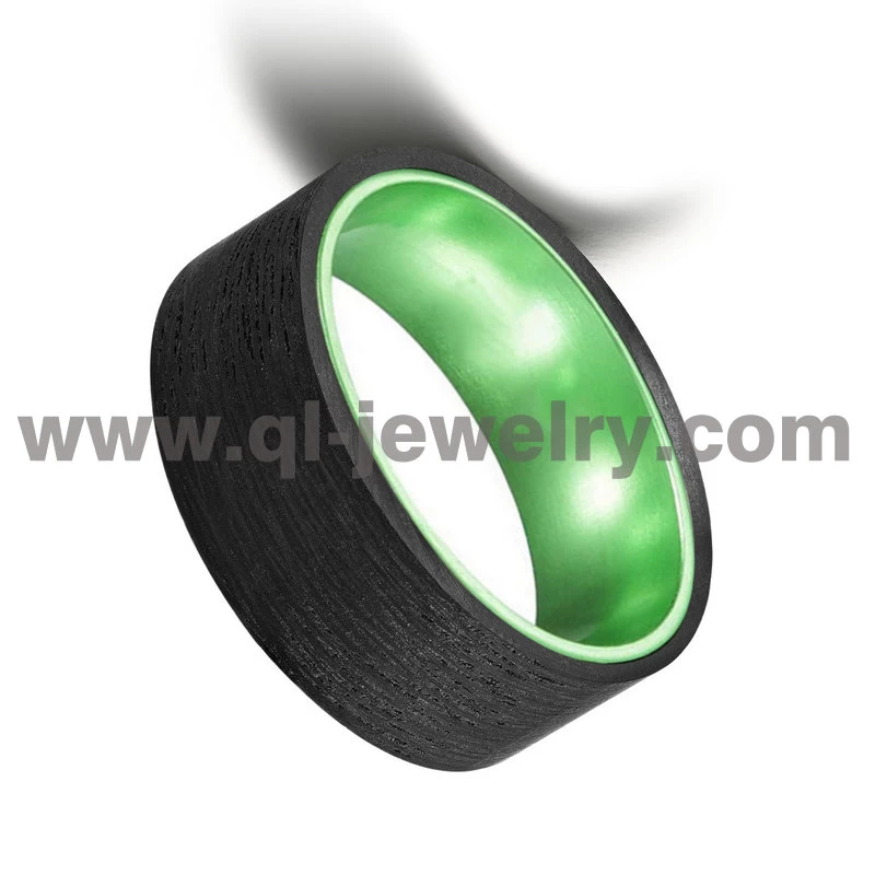 Il più nuovo design all\'ingrosso 8mm da uomo in fibra di carbonio forgiato nero e fede nuziale in alluminio verde China Factory