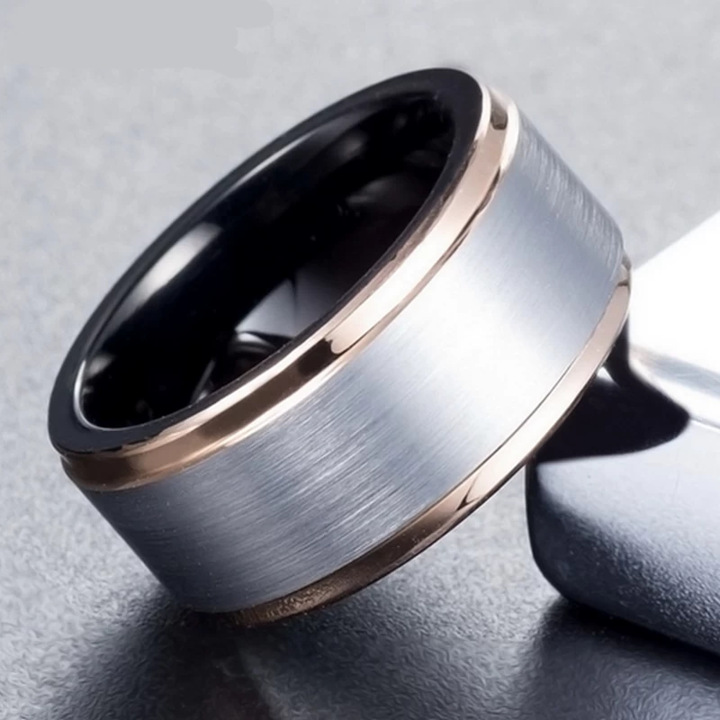 Einzigartiger 10 mm dreifach getönter Wolframkarbidring Roségold Schwarz Silber Stufenkanten Wolframkarbidring China Hersteller