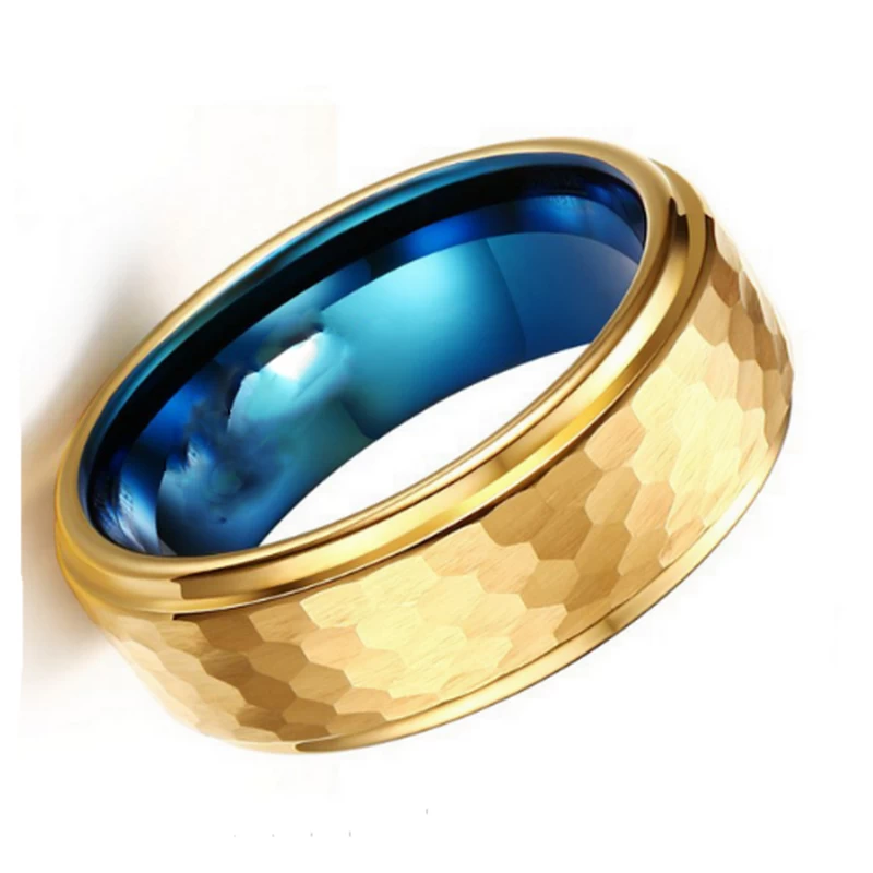 Unique 8mm Two Toned Tungsten Carbide Ring Gold and Blue Hammered Step Edges Tungsten Carbide Ring China Manufacturer