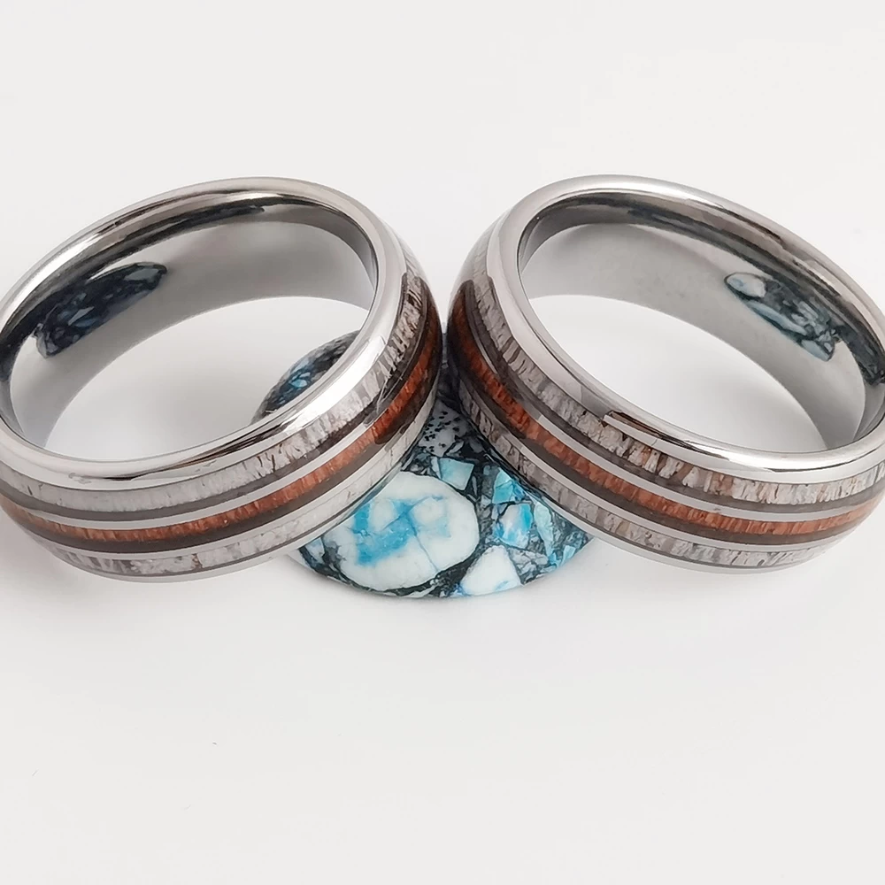Wolframring mit niedrigem MOQ auf Lager Beliebte 8 mm hochglanzpolierte gewölbte Wolfram-Eheringe mit Holz- und Geweiheinlage China-Lieferant