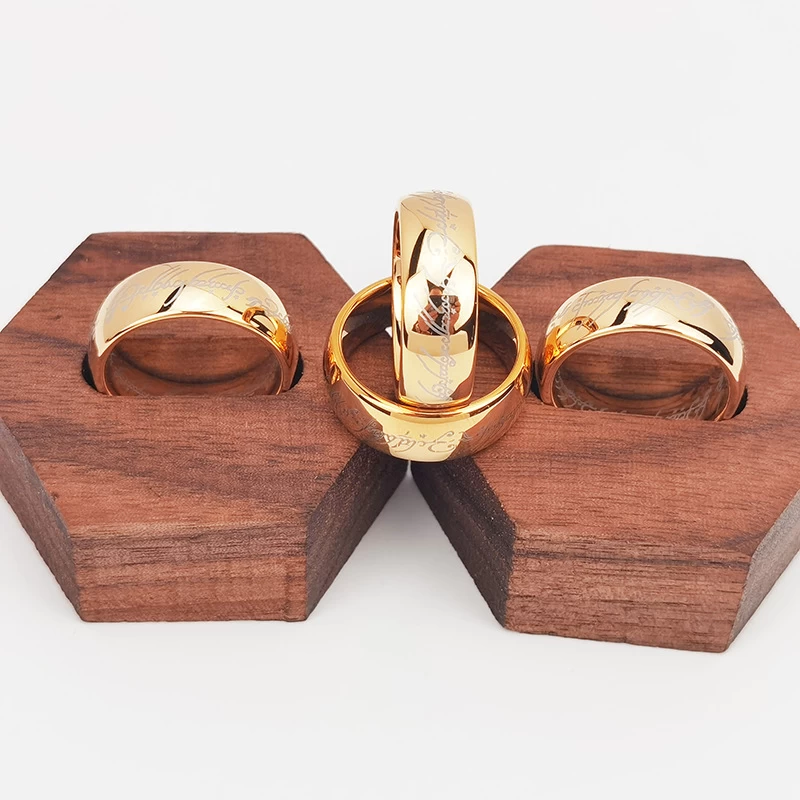 Wolfram-Ring auf Lager Beliebte 8 mm Hochglanzpoliertes und gelasertes Gold Lord of Ring Wolfram-Herr of Ring China Hersteller
