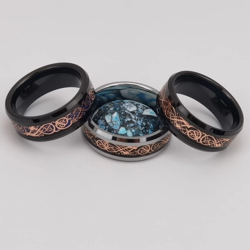 Tungsten Ring in Stock 8mm High polished Flat and Beveled Edges Black Tungsten Carbide Ring Inlay with Rose Gold Dragon and Black Background China Manufacturer
