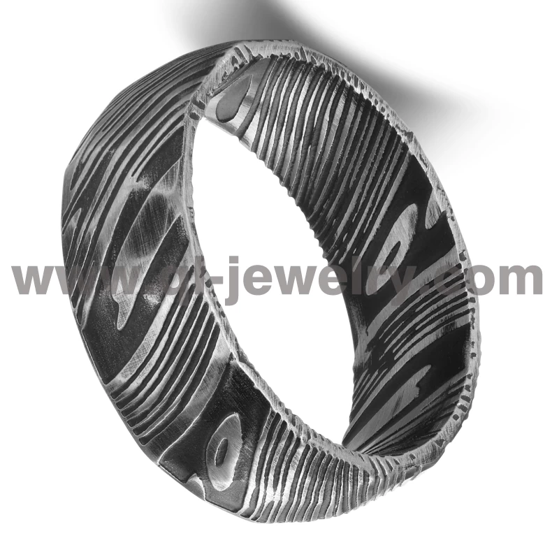Fedi nuziali da uomo economiche e uniche a basso MOQ Fedi nuziali in acciaio damasco nero da 8 mm Anello damasco nero a cupola fabbrica cinese