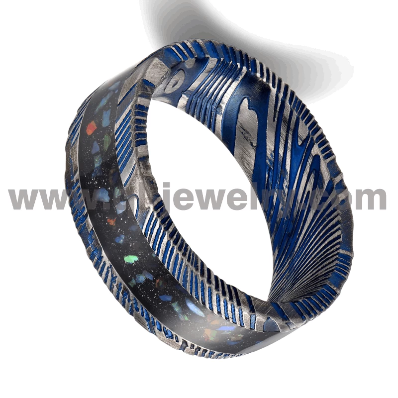 La galaxie et l'espace Design Alliances en acier de Damas bleu Bague en acier de Damas bleu plat avec incrustation d'opale et de grès noir China Factory