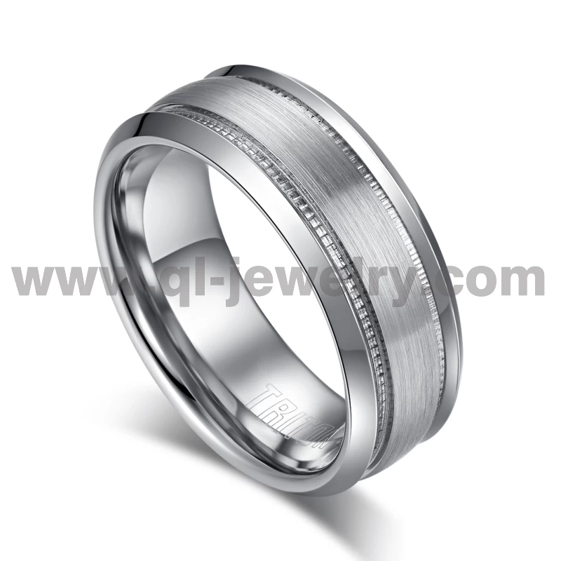 Chine 2023 Anneaux de mariage en cobalt de style le plus récent 8 mm Conception de bords plats et biseautés dans un ajustement confortable avec un anneau de cobalt en finition marteau Fabricants