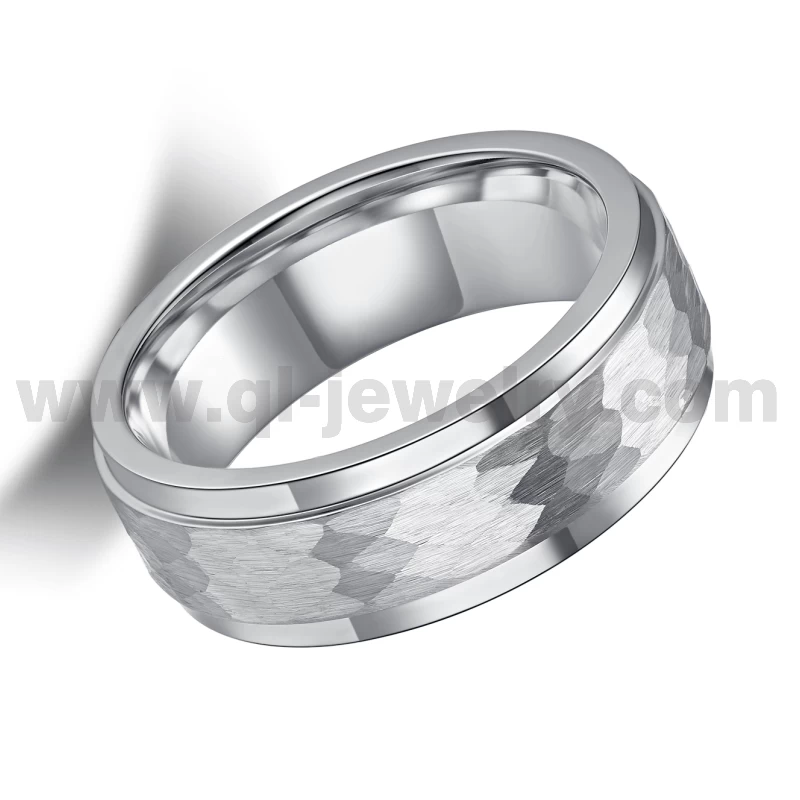 Chine 2023 Alliances de mariage en cobalt de style le plus récent 8mm martelé plat et bords d'étape Anneau de cobalt Fabricants