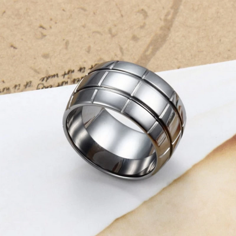 Neues Design 12 mm gerillter und gewölbter Wolframkarbid-Ring für Herren, Wolfram-Ehering, China-Hersteller