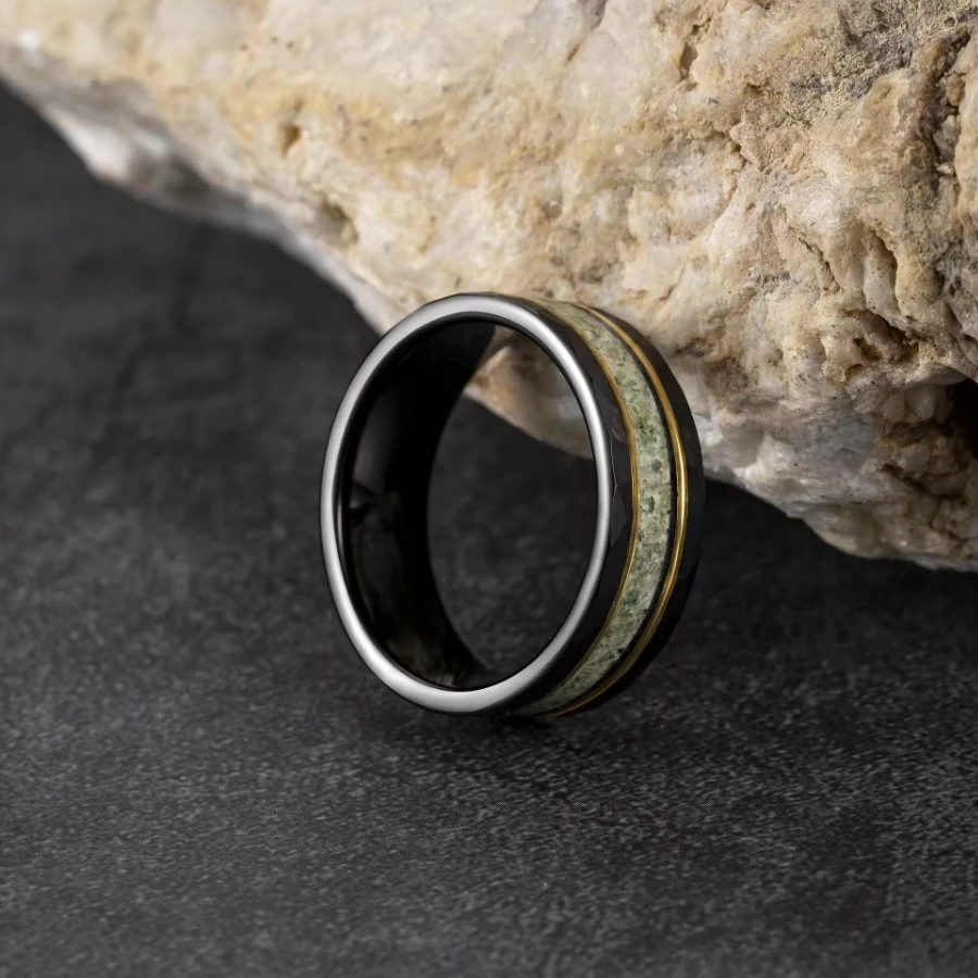 Newest Design High Polished and Hammered 8mm Moss Agate Inlay Black and Gold Plated Tungsten Wedding Ring for Men China Manufacturer