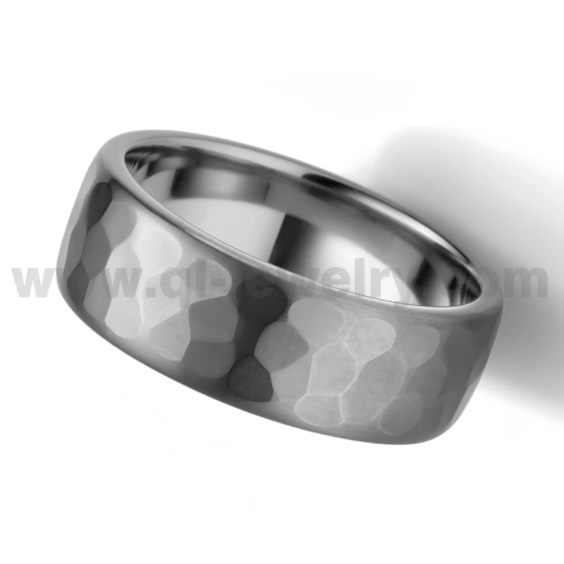 Chine Anneaux de couple de tantale pur en métal rare Anneau de tantale poli et martelé en forme de dôme de 8 mm Fabricants