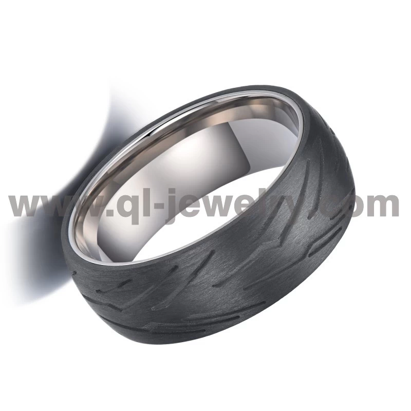 Schlichter und einzigartiger, massiver, geschmiedeter 8-mm-Ring mit graviertem Reifenmuster aus schwarzer Kohlefaser und Titan-Ring, schwarze Reifen-Eheringe
