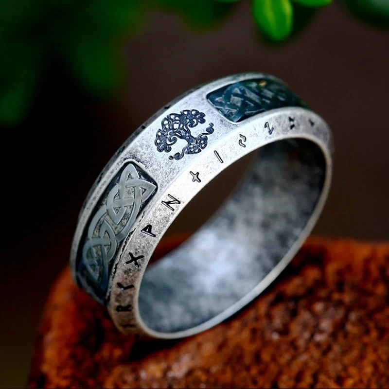 UN MENSAGGIO UN MENA VINTAGE RINGE TITANIUM SCENEDE GUARRI NORDIC VIKING LETTERE FASHIO RING DI TITANIUM EROURO E AMERICANO RETRO DELL'AMERICA DELLA LIFE RINGHI DI TITANIUM CHINA PRODUTTORE