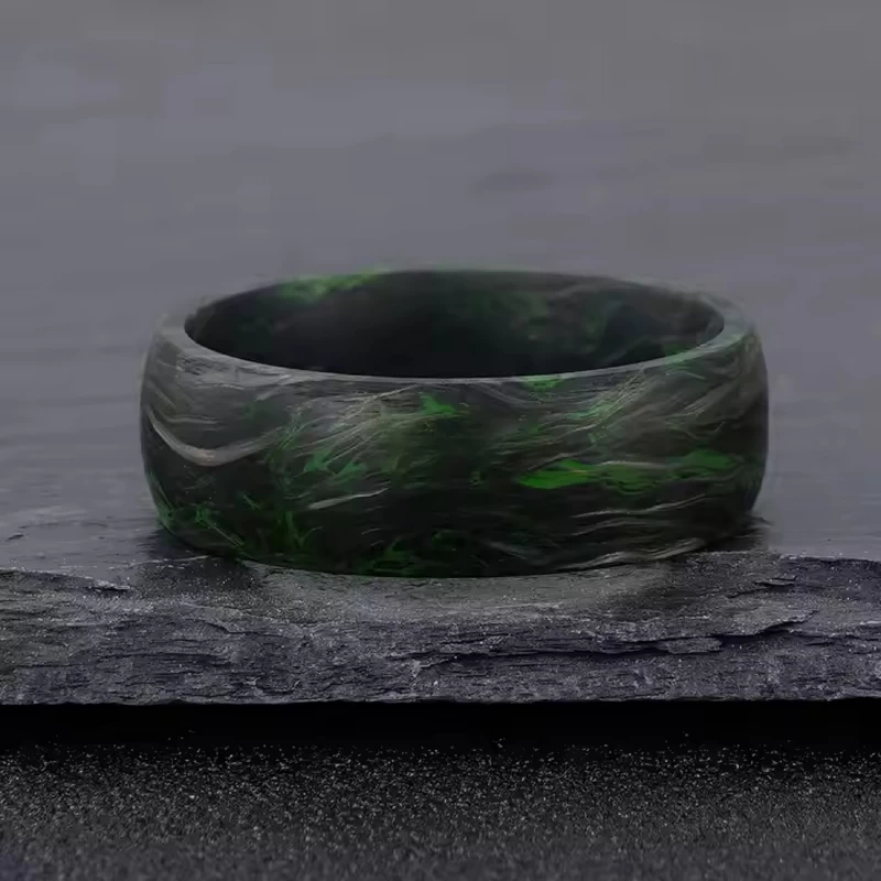 High-quality Materials Green Burl Forged Carbon Fiber Wedding Ring for Men China Manufacturer