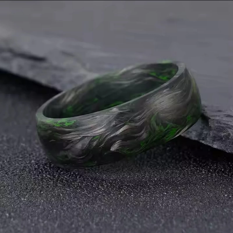 High-quality Materials Green Burl Forged Carbon Fiber Wedding Ring for Men China Manufacturer