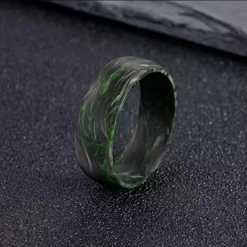 High-quality Materials Green Burl Forged Carbon Fiber Wedding Ring for Men China Manufacturer