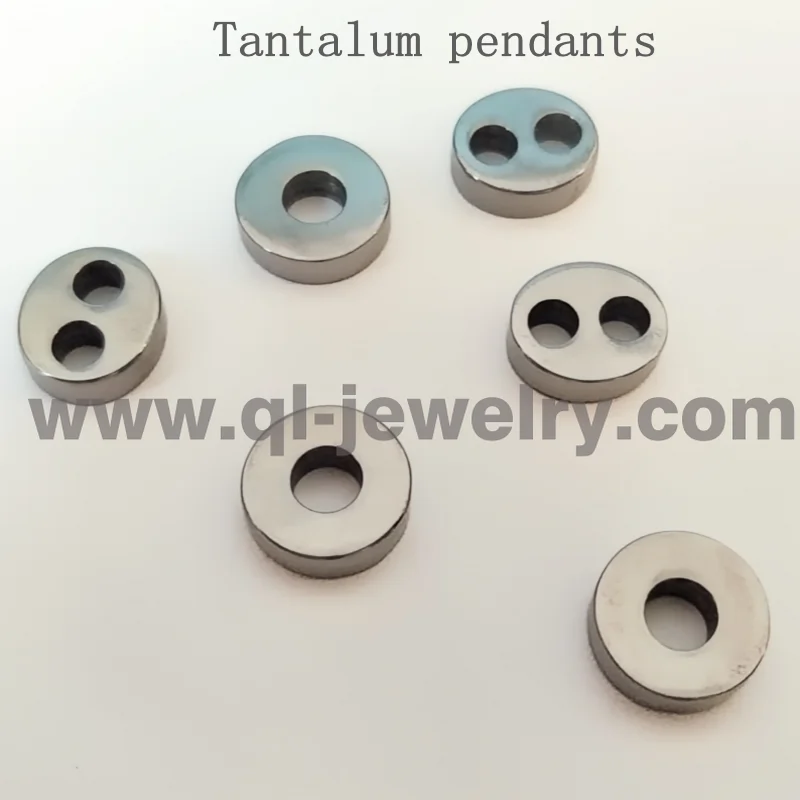 Exploring the Hypoallergenic Benefits of Pure Tantalum Rings in Custom Jewelry