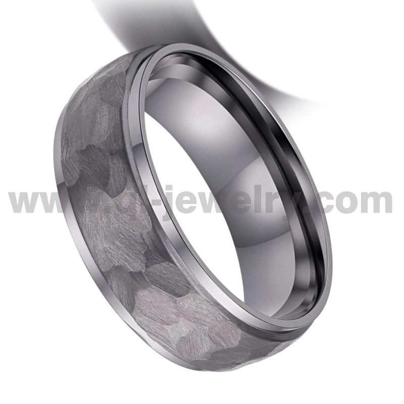 8 mm breiter Ring aus reinem Tantal, handgehämmerte Textur, direkt ab Werk und anpassbar