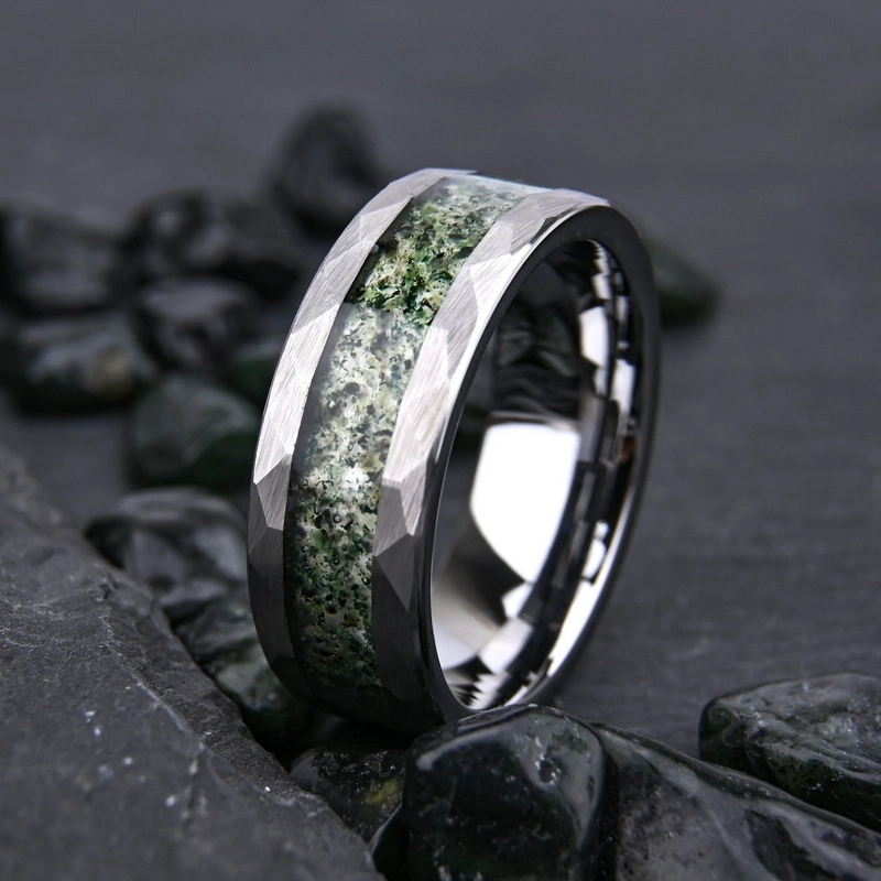 Anneau en carbure de tungstène martelé de 8 mm avec incrustation d'agate mousse - Nouveau fabricant en gros de conception