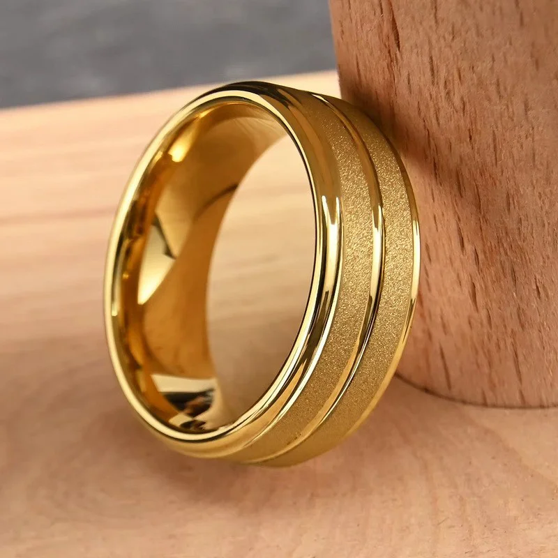 8mm Tungsten Carbide Men's Ring with Flat/Step Edge & 18K Gold Plating | OEM Manufacturer