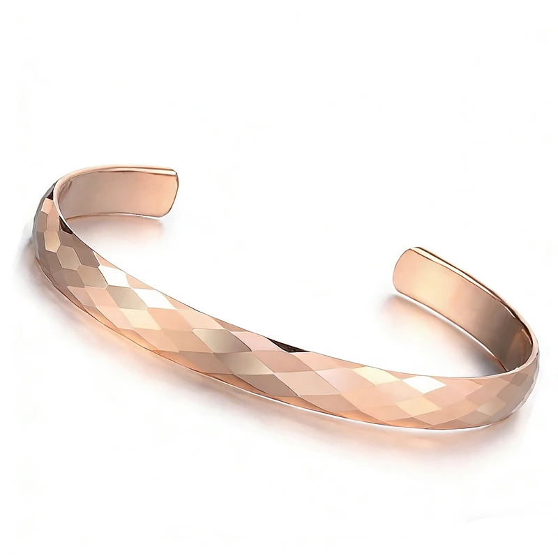 Brazalete de carburo de tungsteno facetado con diamantes de primera calidad de 6 mm con acabado en oro rosa