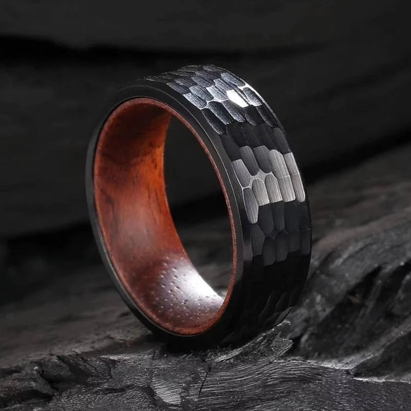 Industrial-Grade 8mm Black Hammered Tungsten Ring with Rose Wood Inlay – Comfort Fit Unisex Wholesale Jewelry for Wedding & Anniversary
