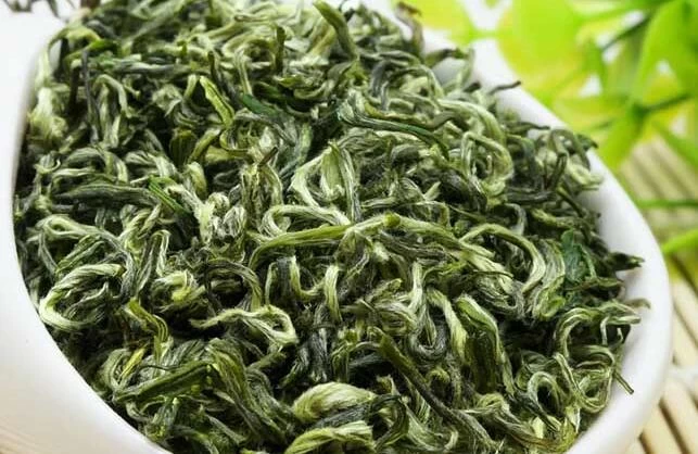 მარგალიტი ტიპის მწვანე ჩაი: Biluochun