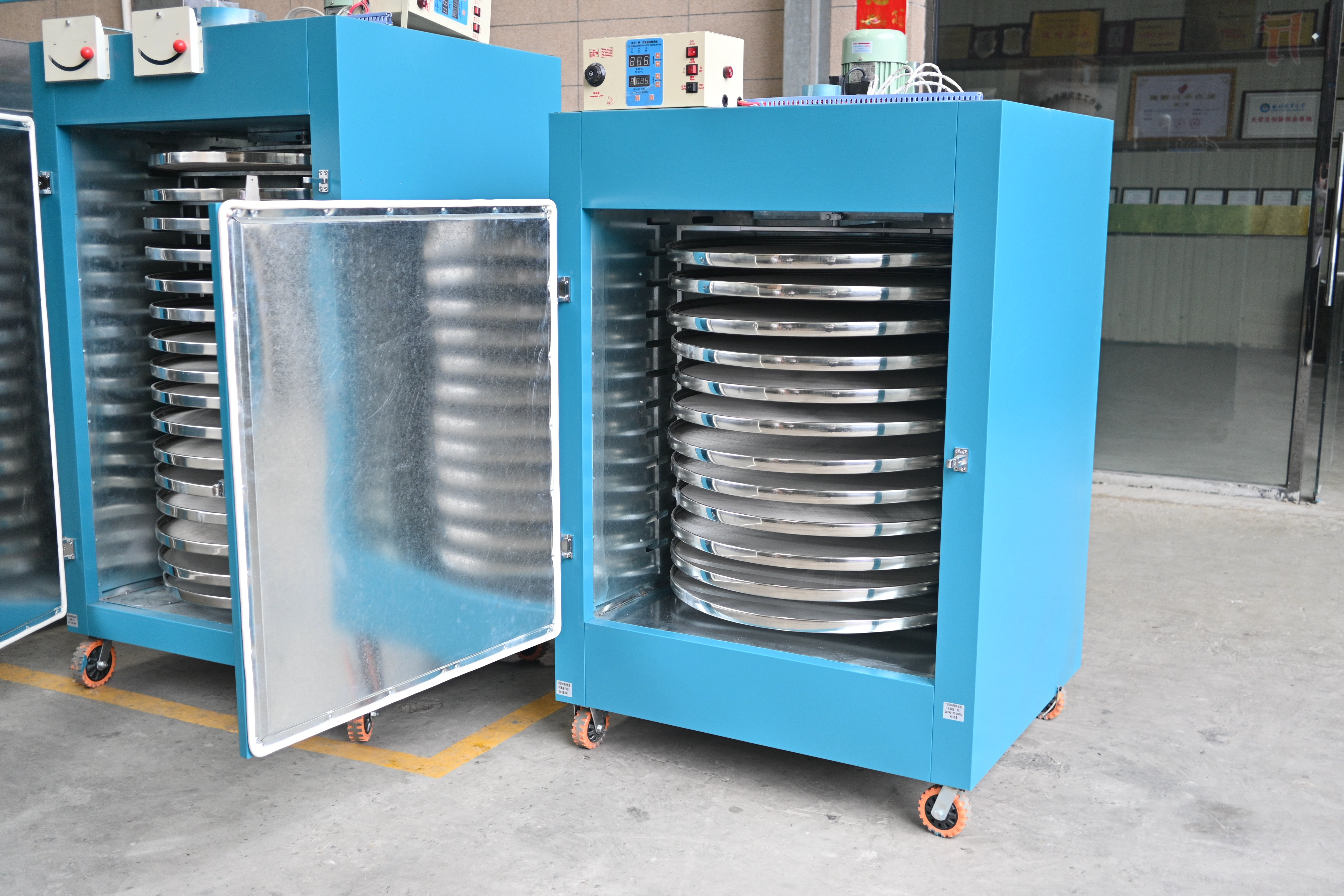 /product/12-Layers-70-Tray-Smaller-Rotating-Tea-Baking-Machine-DL-6CHZ-6.html