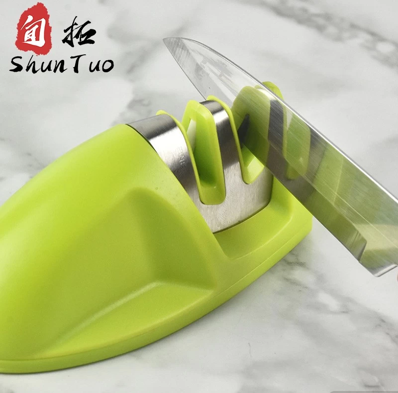 Cina Mini affilacoltelli portatile 2in1 portatile nero rosso verde grigio buon prezzo per cucina Fornitura in Cina produttore