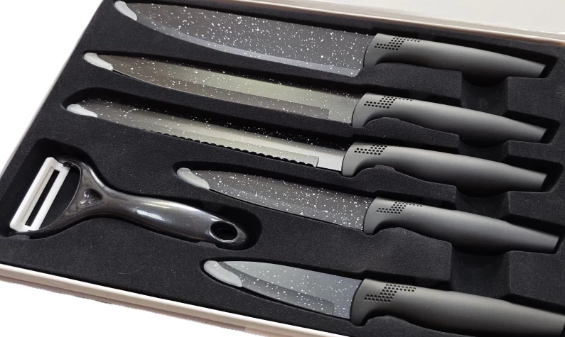 Elevate Your Cooking Space with the Premium 15-Piece Stainless Steel Knife Set