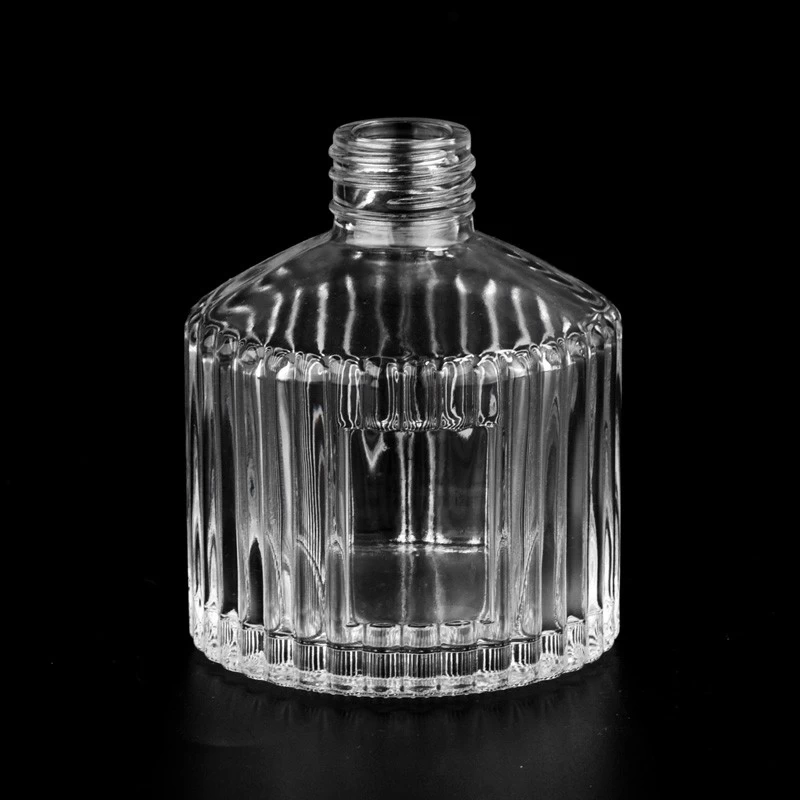 Clear Glass Diffuser Bottles with embossed logo wholesale