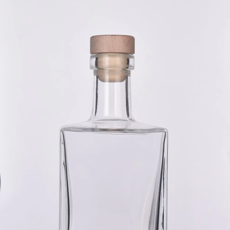 large capacity square clear glass reed diffuser bottle with wooden stopper 